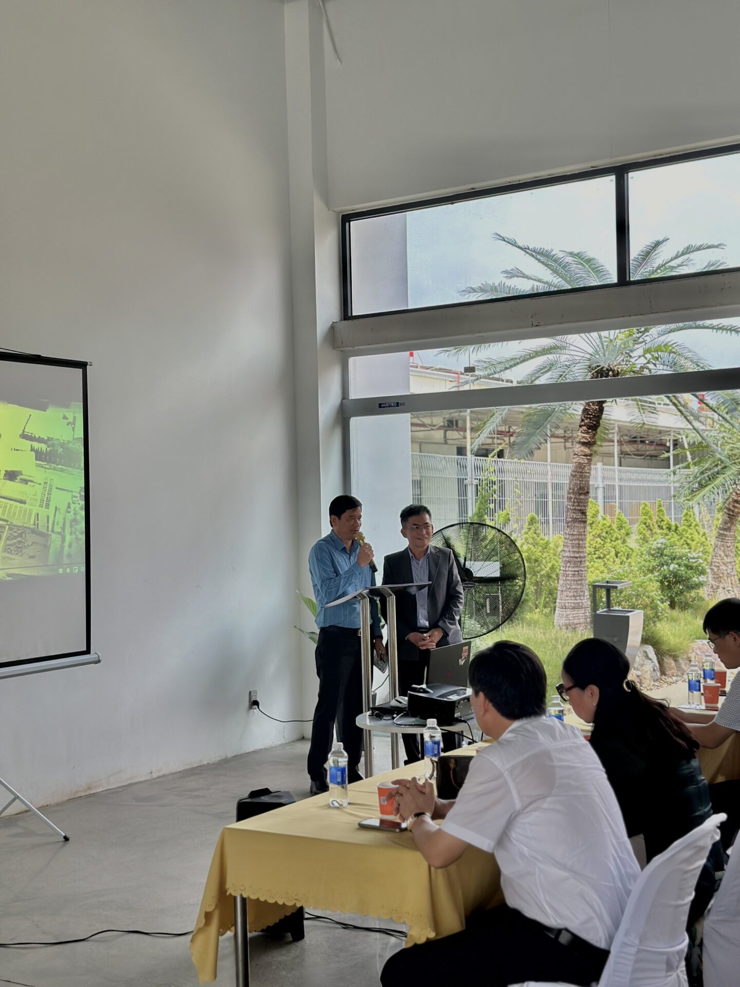 Gia công cà phê hoà tan thương hiệu riêng Virota Cafe